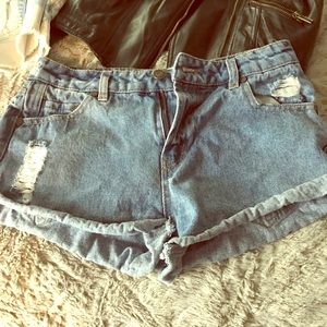 High Waisted Denim Shorts🌻